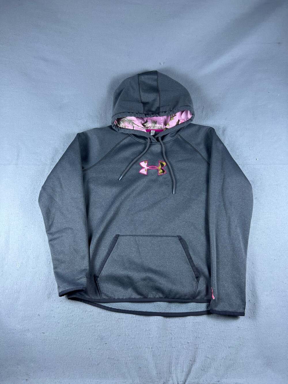 Under Armour Hoodie Womens L Gray Raglan ColdGear Pink Camo Logo Sweatshirt